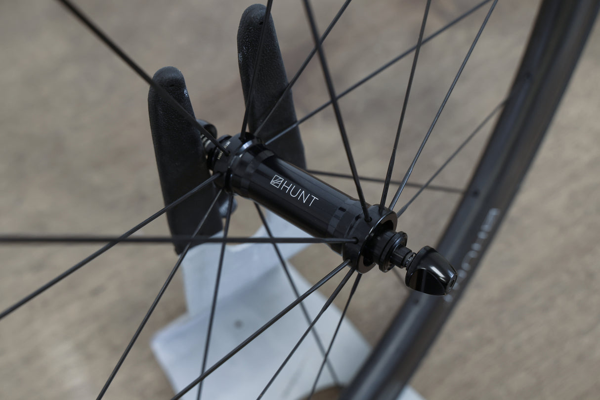 Hunt 50 Carbon Tubeless Clincher Rim Brake Wheelset Shimano/SRAM 11 Speed