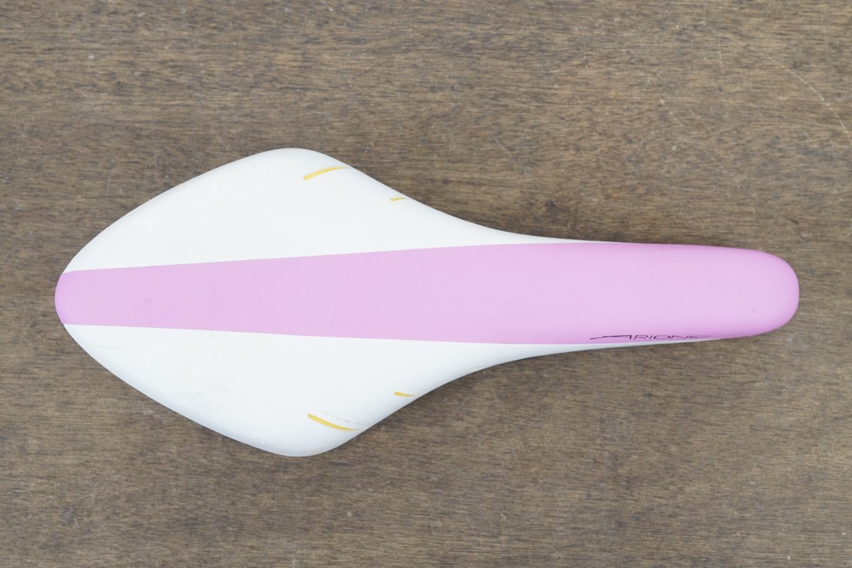 126mm (Regular) Fizik Arione R1 Carbon Rail Road Saddle 169g