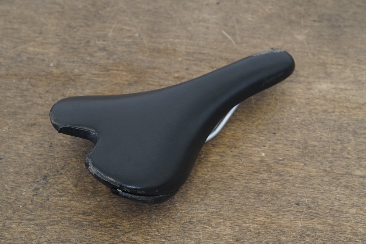 130mm Fizik Aliante Sport Manganese Rail Road Saddle 271g