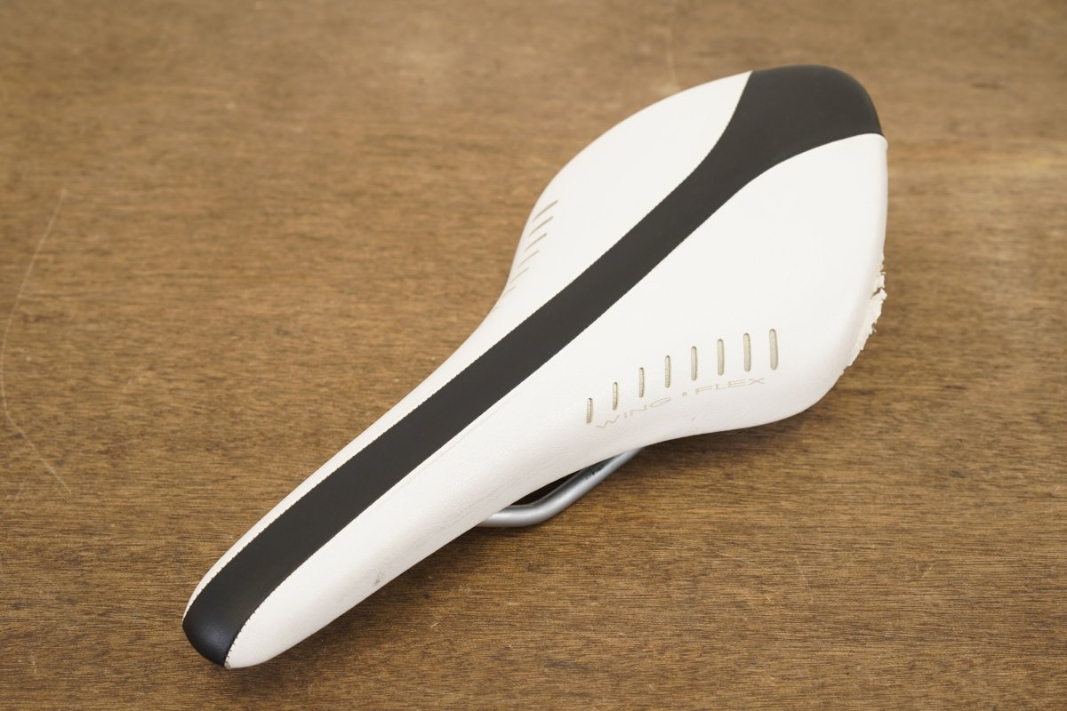130mm Fizik Arione R5 Manganese Road Saddle 254g