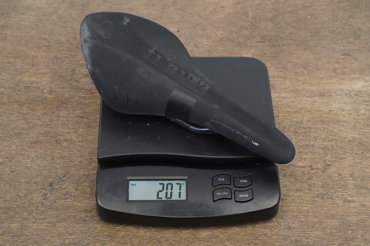 130mm Fizik Arione VS Carbon Rail Road Saddle 207g