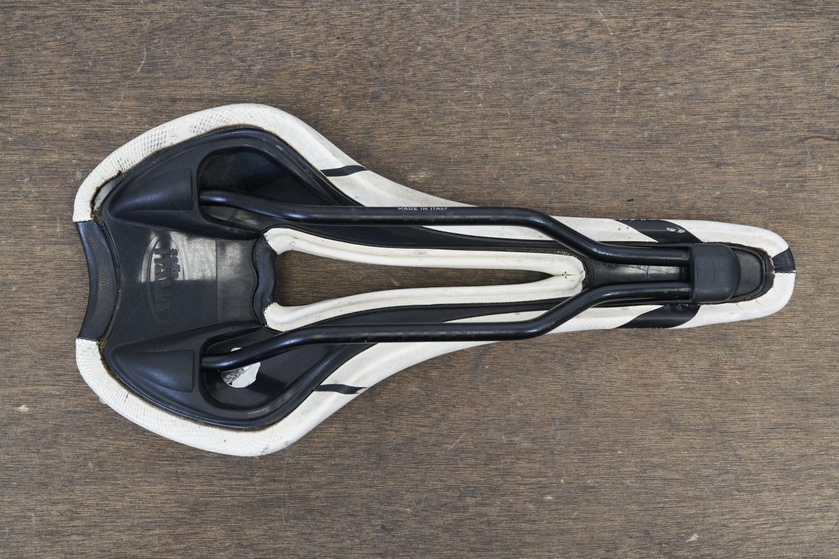 131mm Selle Italia Nekkar FeC Alloy Rail Road Saddle 272g