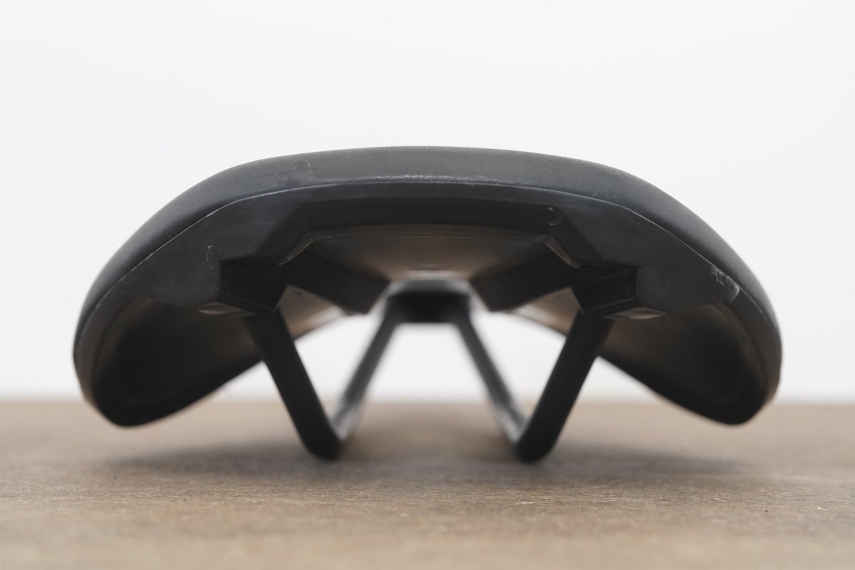 132mm EC90 Road Bike Saddle 210g
