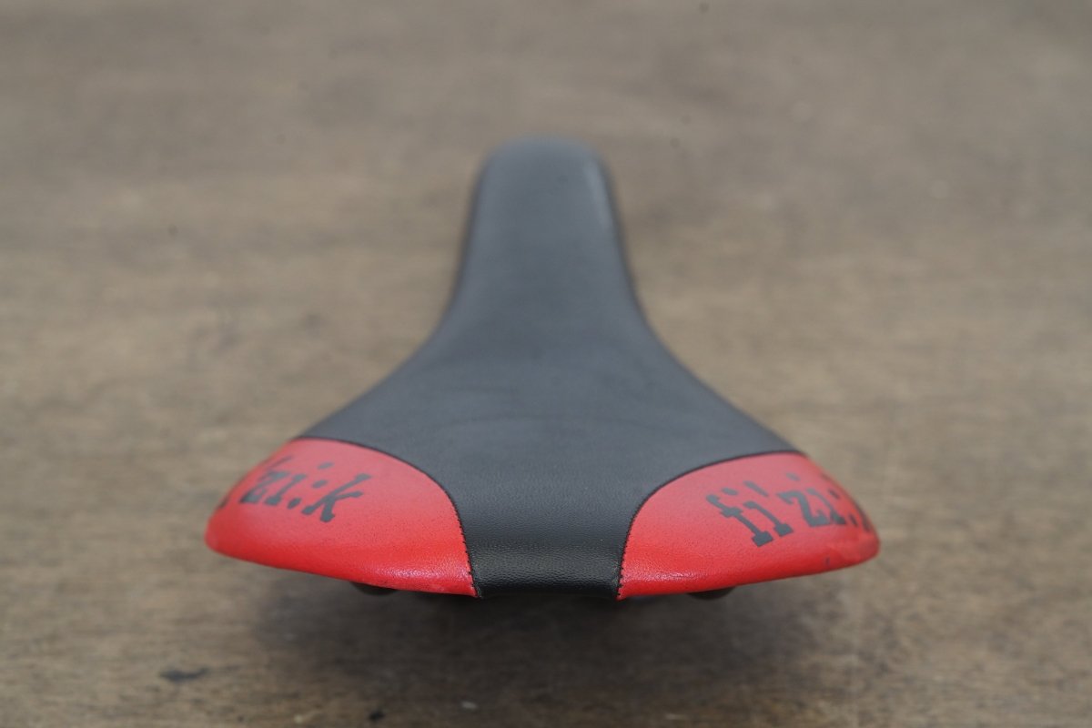 132mm Fizik Antares R5 Cr-Mo Rail Road Saddle 210g