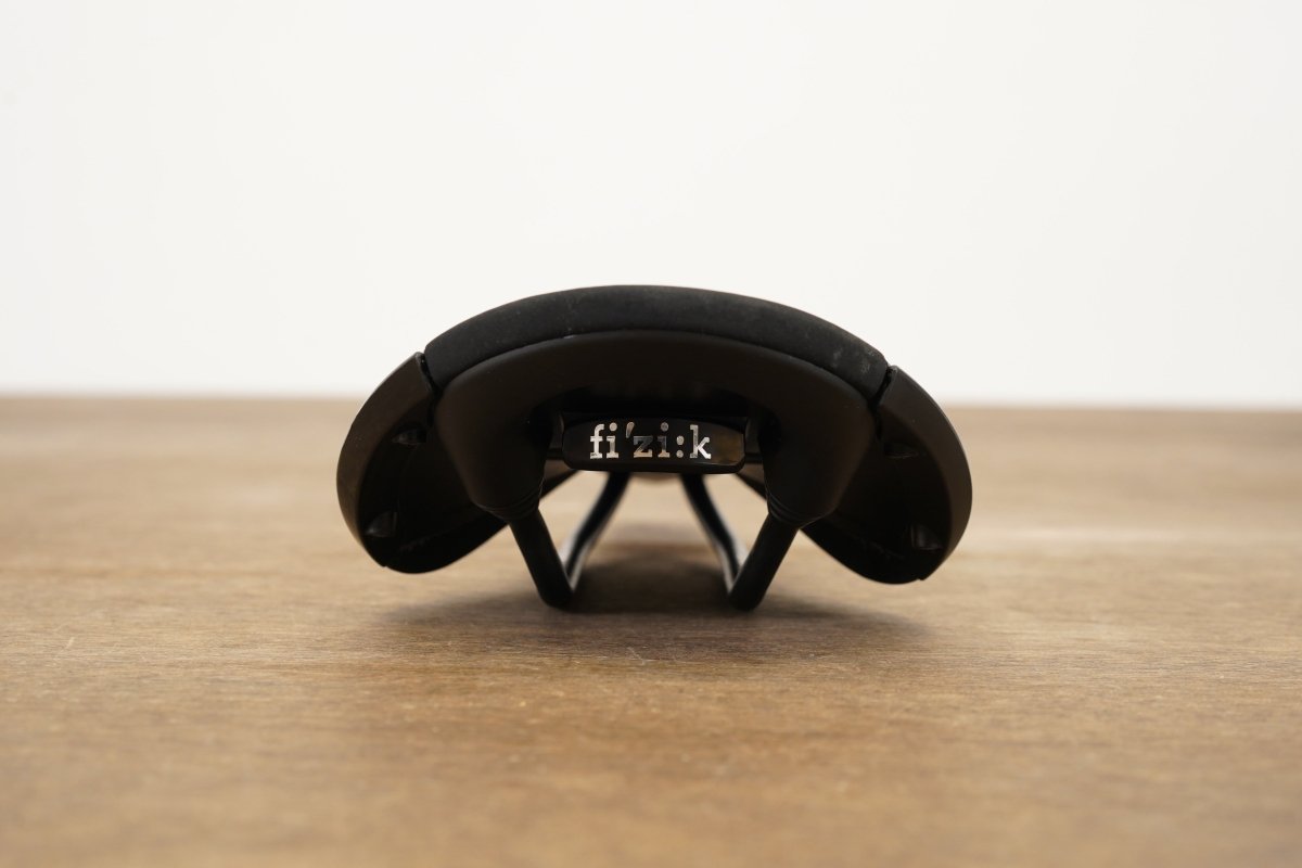 132mm (Regular) Fizik Aliante R5 Kium Rail Road Saddle 236g