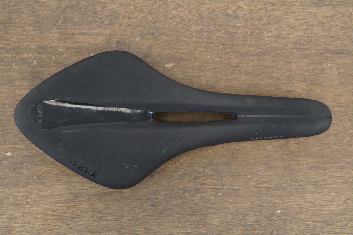 132mm (Regular) Fizik Arione R1 Open Carbon Rail Road Saddle 197g