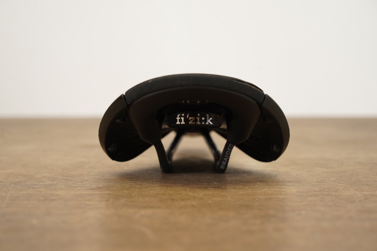 136mm (Regular) Fizik Aliante R1 Carbon Rail Road Saddle 180g