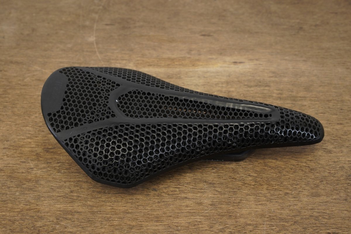 140mm Fizik Argo Vento R1 Adaptive Carbon Rail Road Saddle 198g