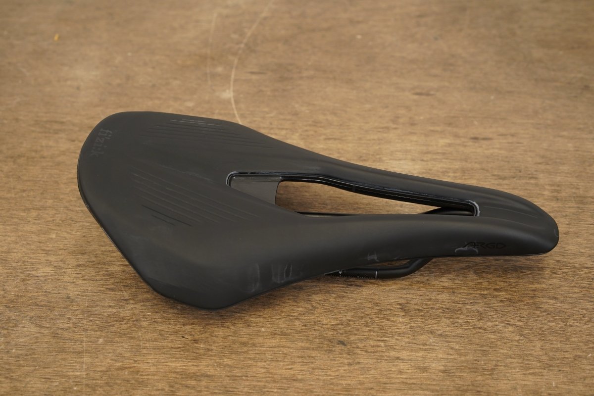 140mm Fizik Argo Vento R5 S-Alloy Rail Road Saddle 236g
