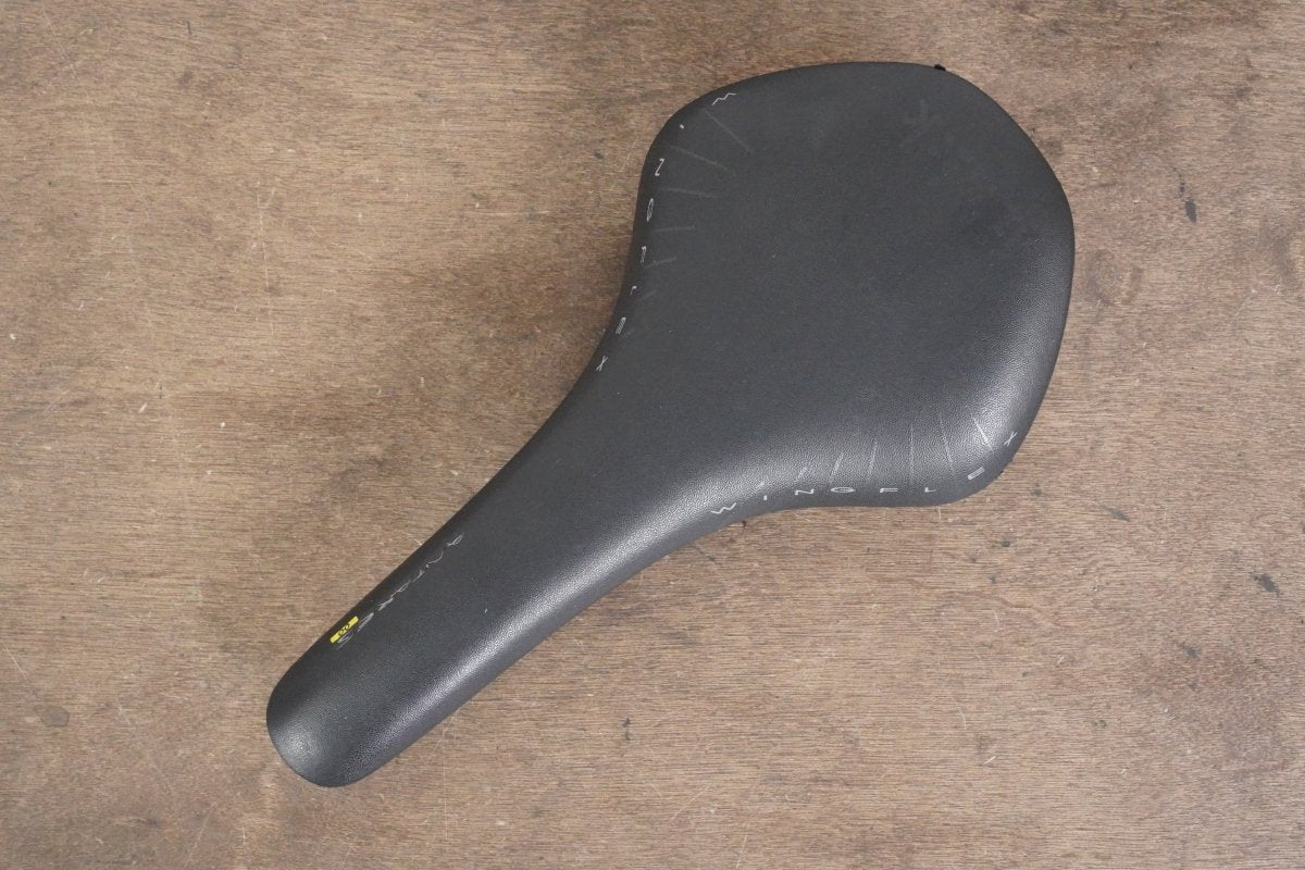 140mm (Regular) Fizik Antares 00 Carbon Road Saddle 130g