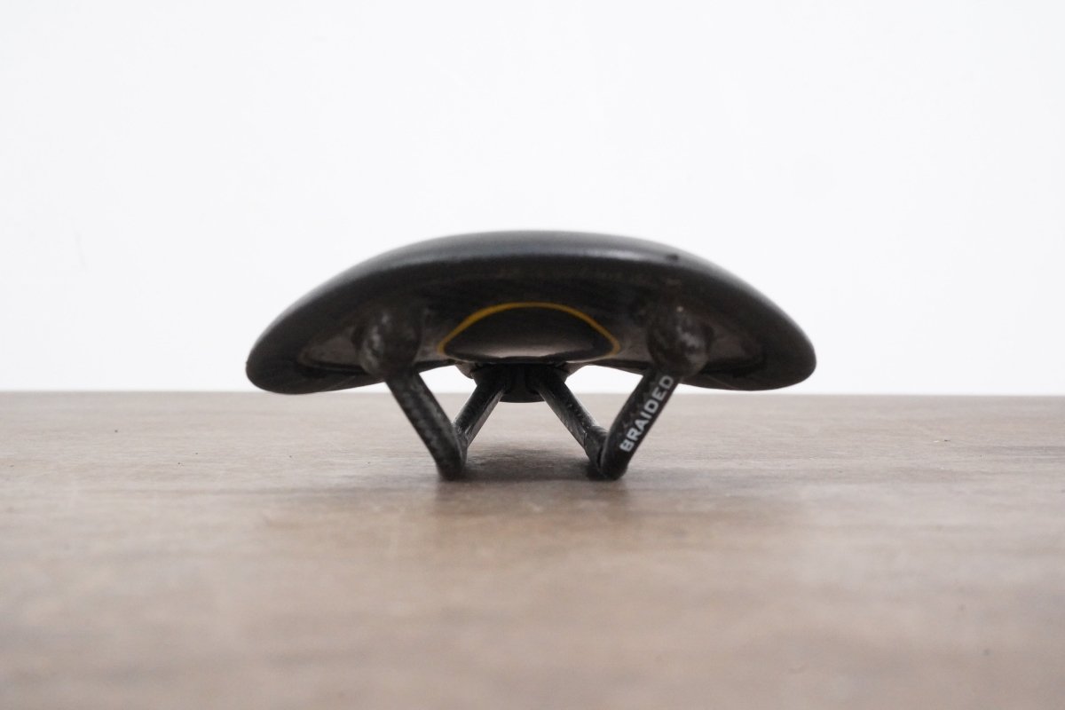 140mm (Regular) Fizik Antares 00 Carbon Road Saddle 130g