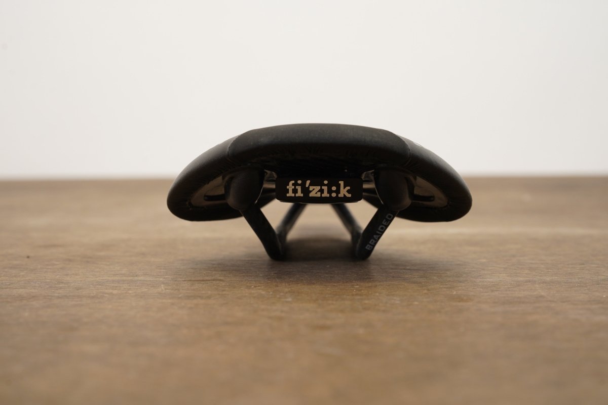 140mm (Regular) Fizik Antares R1 Carbon Rail Road Saddle 160g