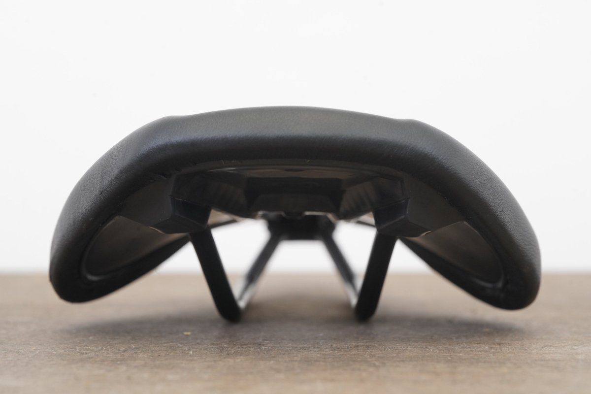 142mm Generic "EC90" Road Bike Saddle 227g