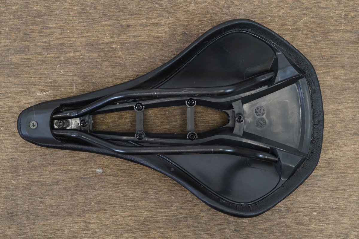 142mm Generic "EC90" Road Bike Saddle 227g
