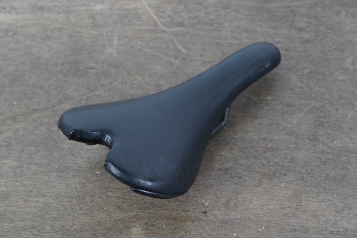 143mm Fizik Aliante Carbon Rail Road Saddle 212g