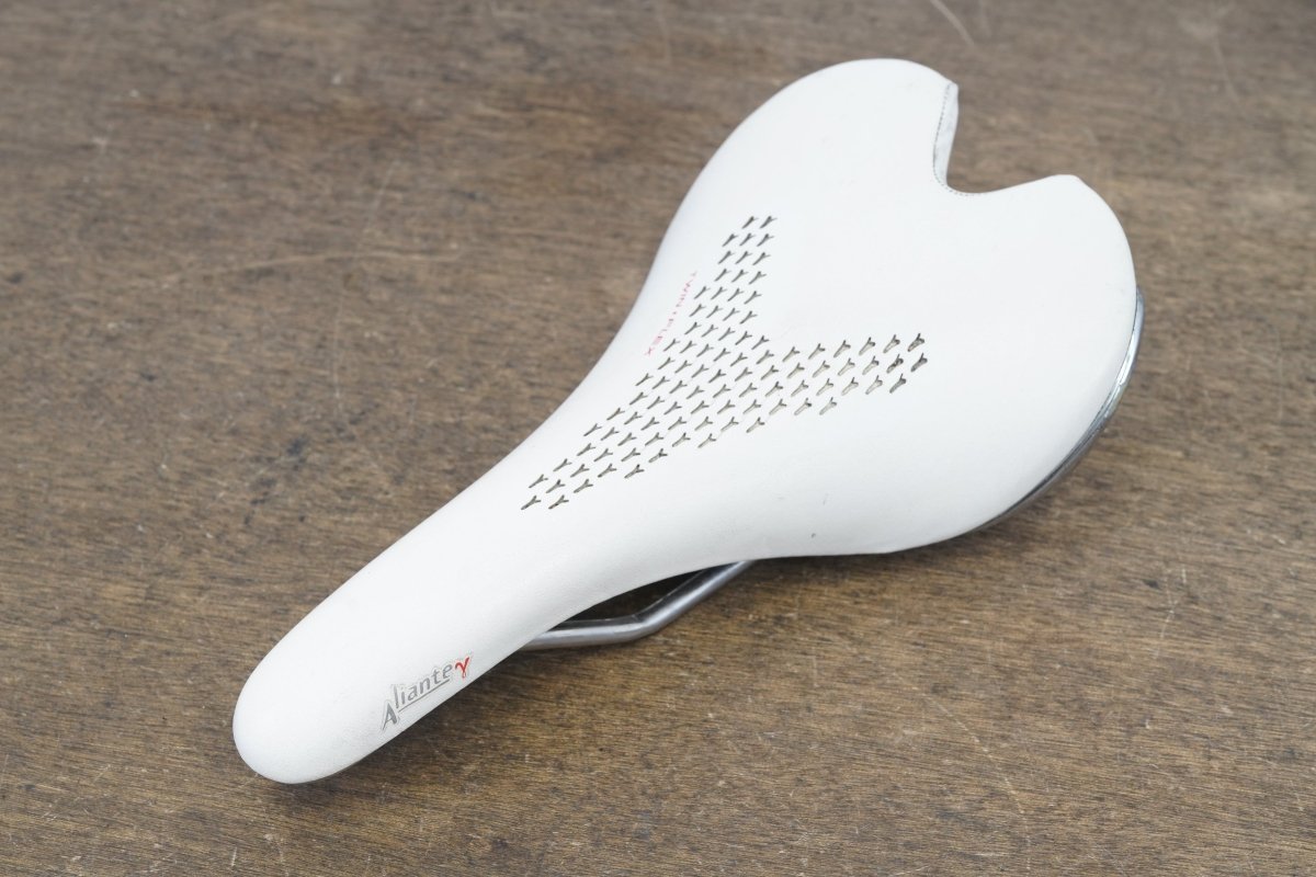 143mm Fizik Aliante Gamma Kium Rail Carbon Road Saddle 264g