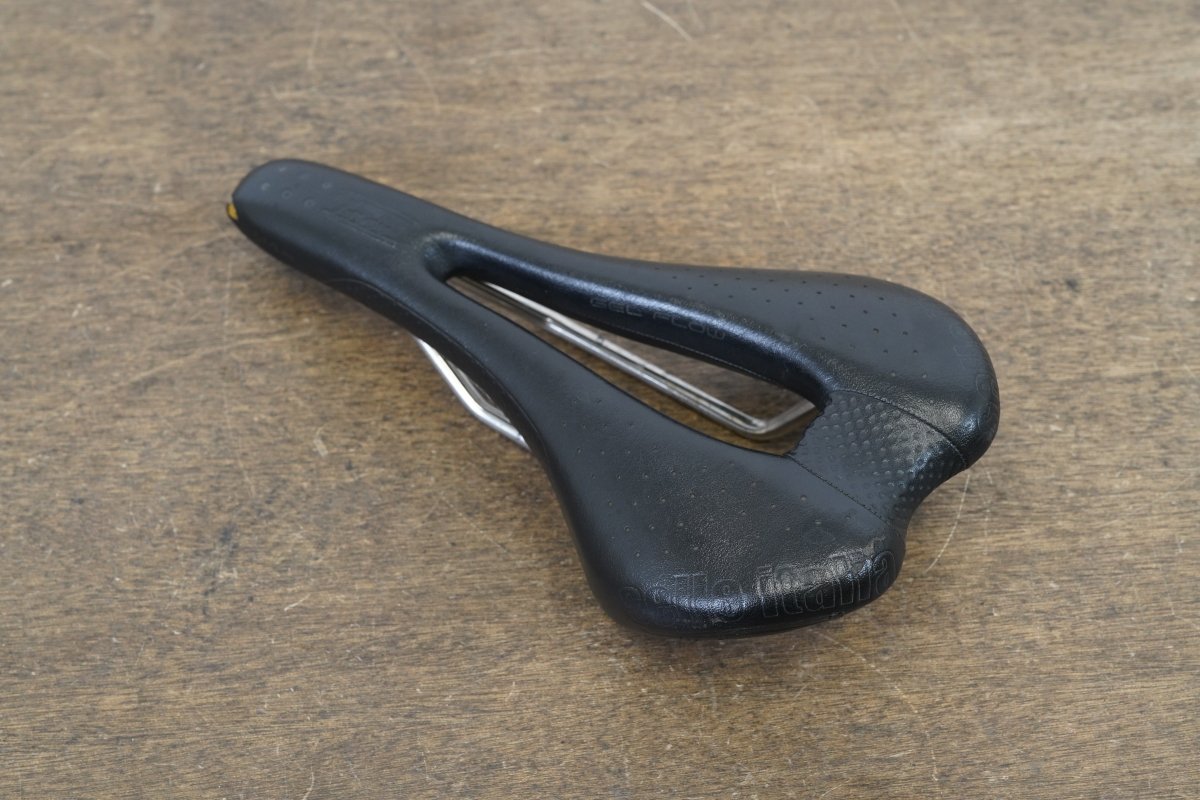 143mm Selle Italia Max SLR Gel Flow Vanox Rail Road Saddle 252g