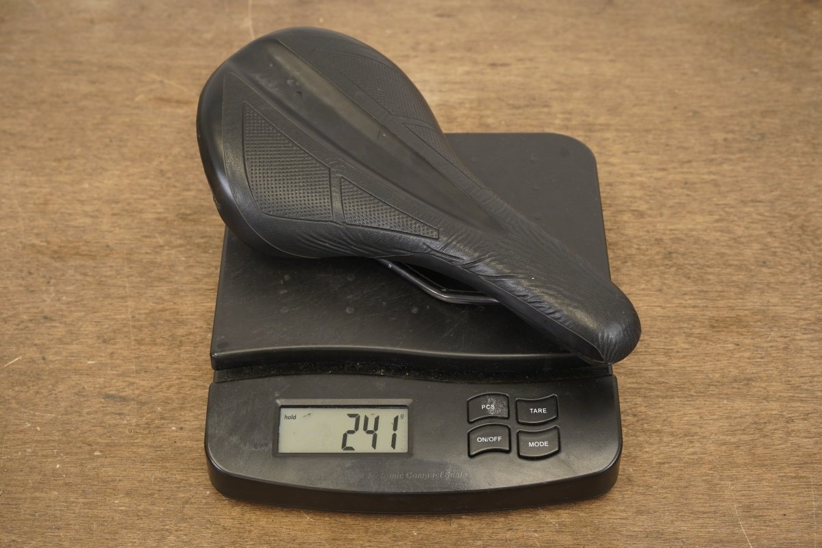 143mm Specialized Henge Comp Cr-Mo Rail Road Saddle 241g