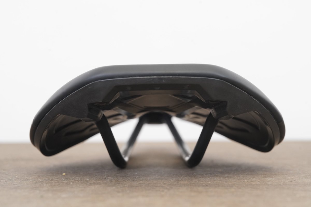 143mm Specialized Power Arc Pro Elaston Titanium Rail Carbon Road Saddle 227g