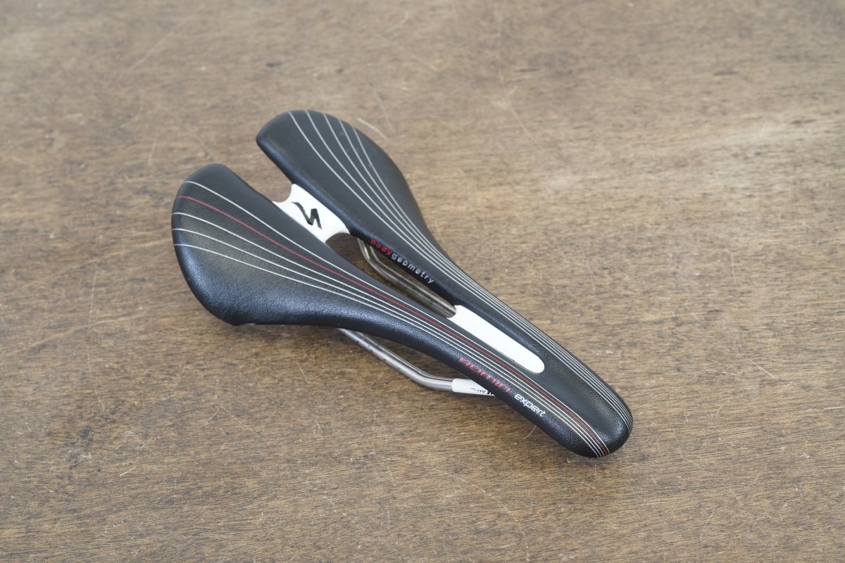 143mm Specialized Romin Expert Titanium Rail Saddle 208g