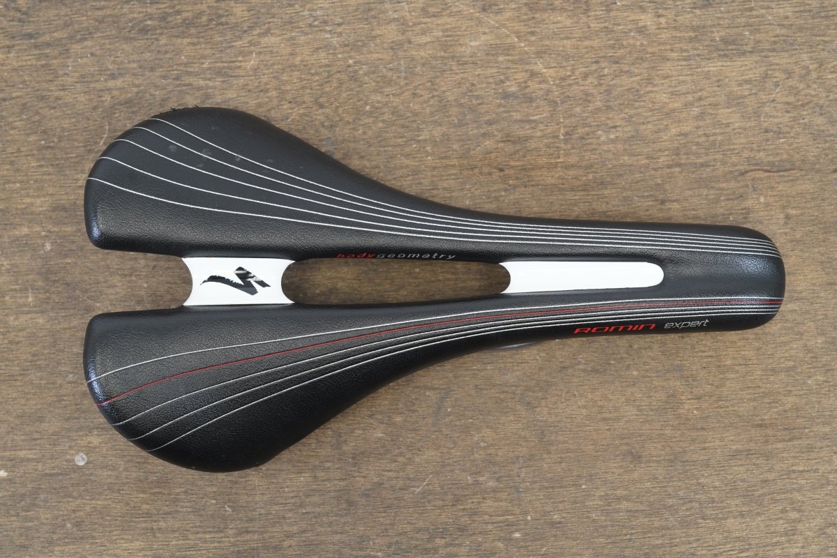 143mm Specialized Romin Expert Titanium Rail Saddle 208g