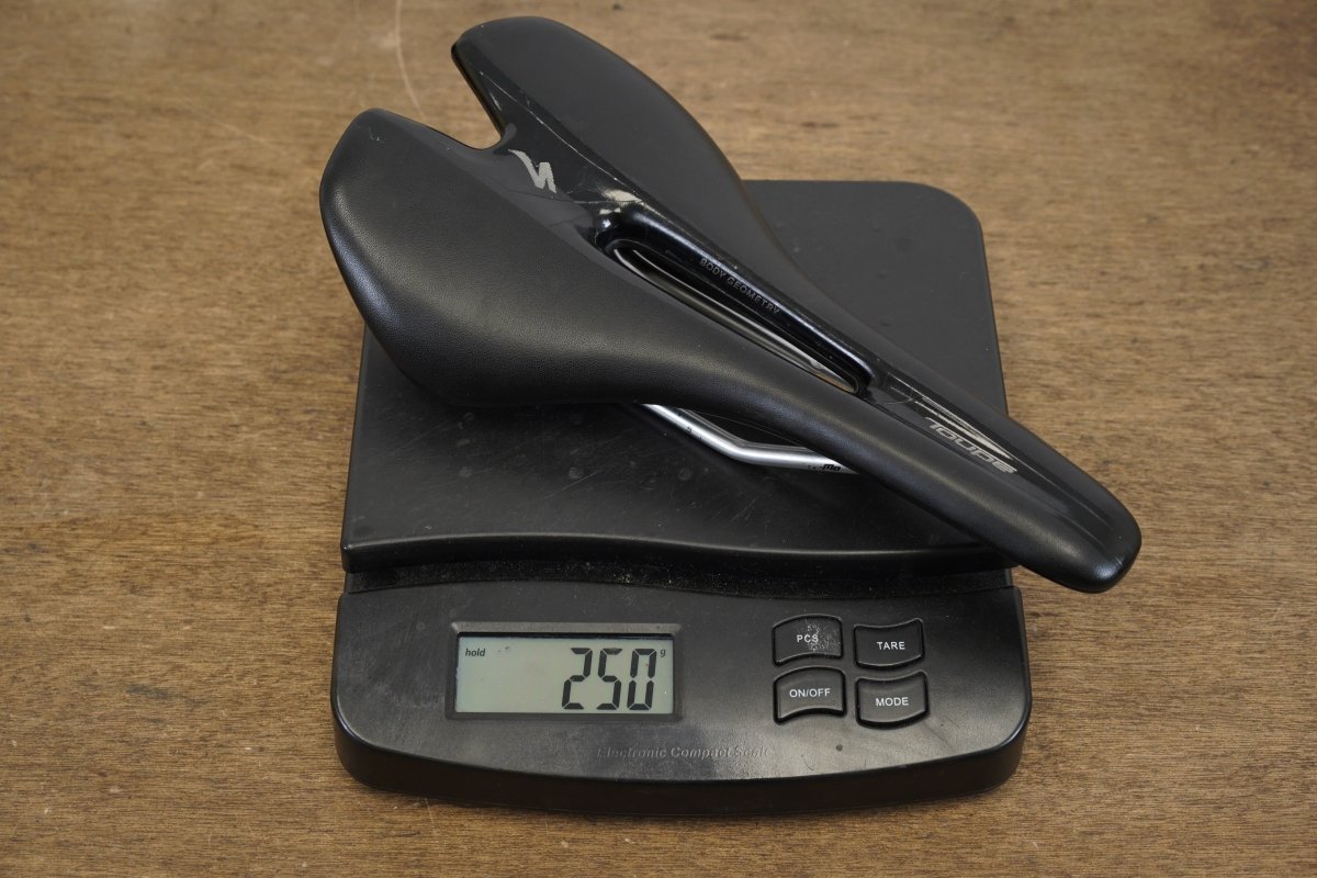 143mm Specialized Toupe Comp Cr-Mo Rail Road Saddle 250g