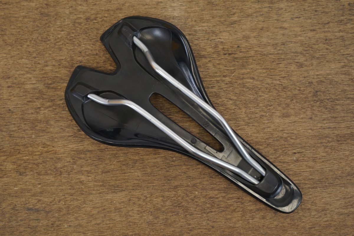 143mm Specialized Toupe Comp Cr-Mo Rail Road Saddle 250g
