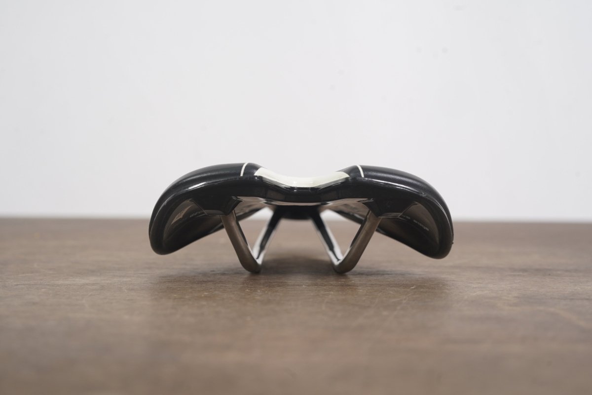 143mm Specialized Toupe Expert Titanium Rail Road Saddle 225g