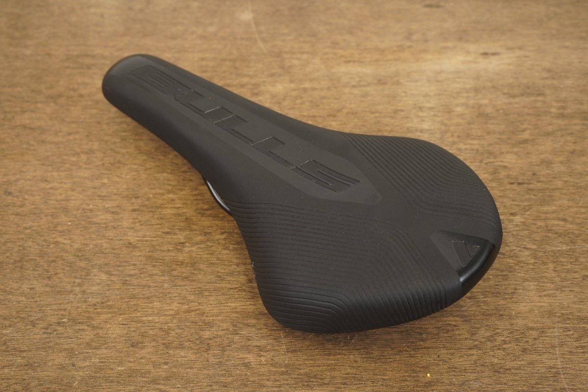 144mm Selle Royal Bulls Chromoly Rail Road Saddle 328g