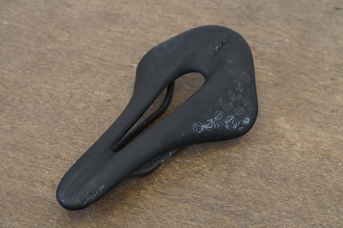 144mm VYCE Pack Light Carbon Rail Road Bike Saddle 123g