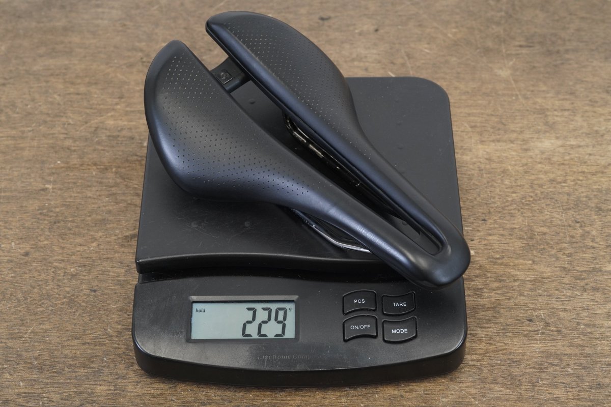145mm Bontrager Aeolus Elite Austenite Rail Road Saddle 229g