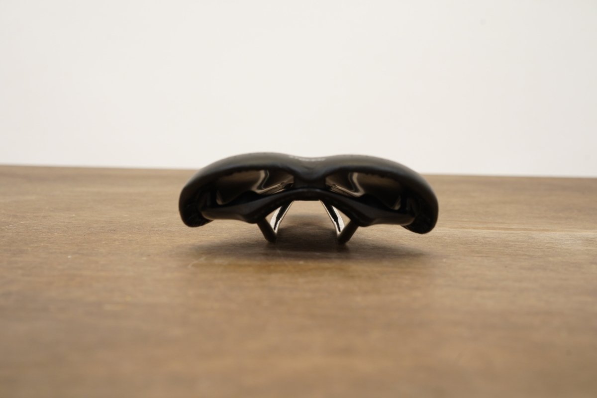 145mm Ritchey WCS Streem Vector Wing CRN/Ti Rail Road Saddle 212g