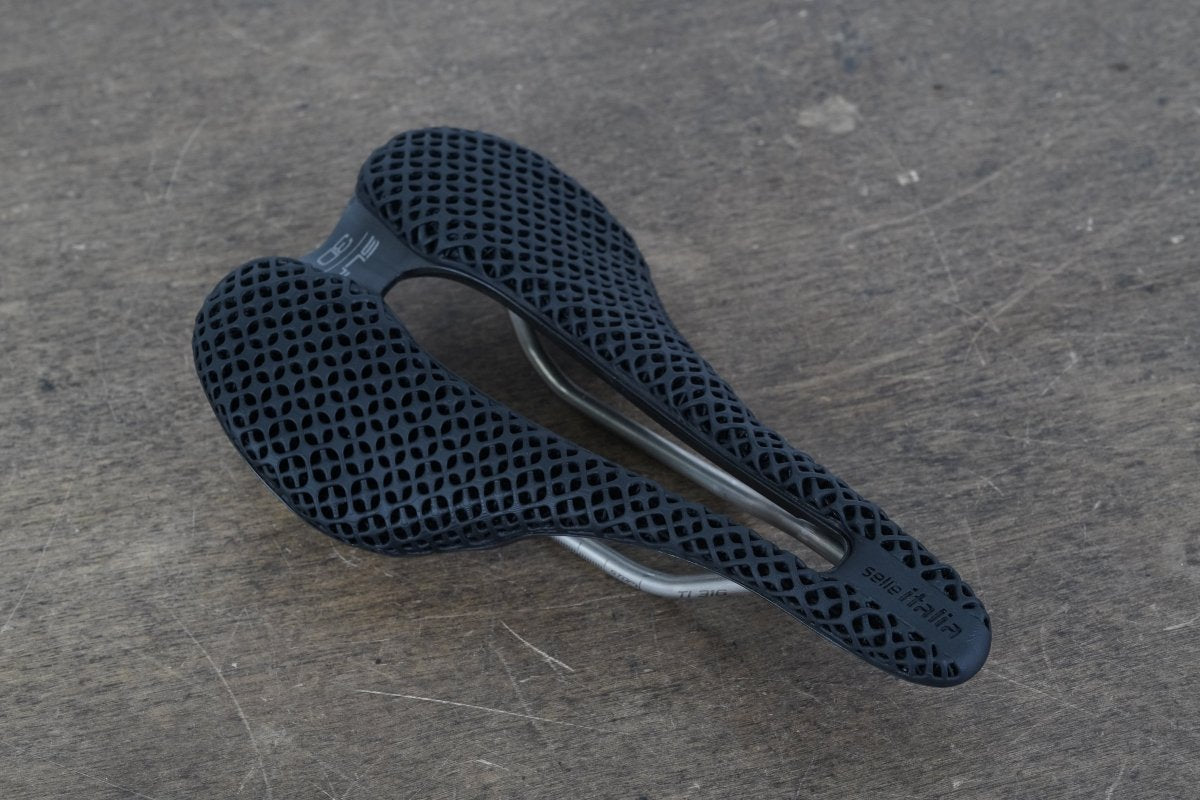 145mm Selle Italia SLR 3D Superflow Boost Titanium Rail Road Saddle 212g