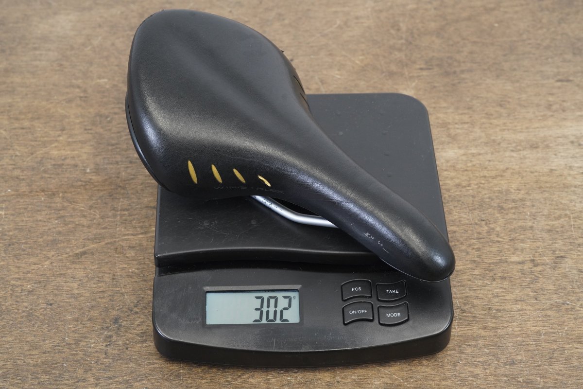 147mm Fizik Rondine Cr-Mo Rail Road Saddle 302g
