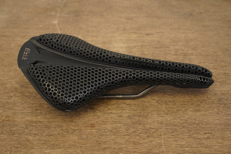 149mm Fizik Antares R3 Versus Evo Adaptive Kium Rail Road Saddle 223g