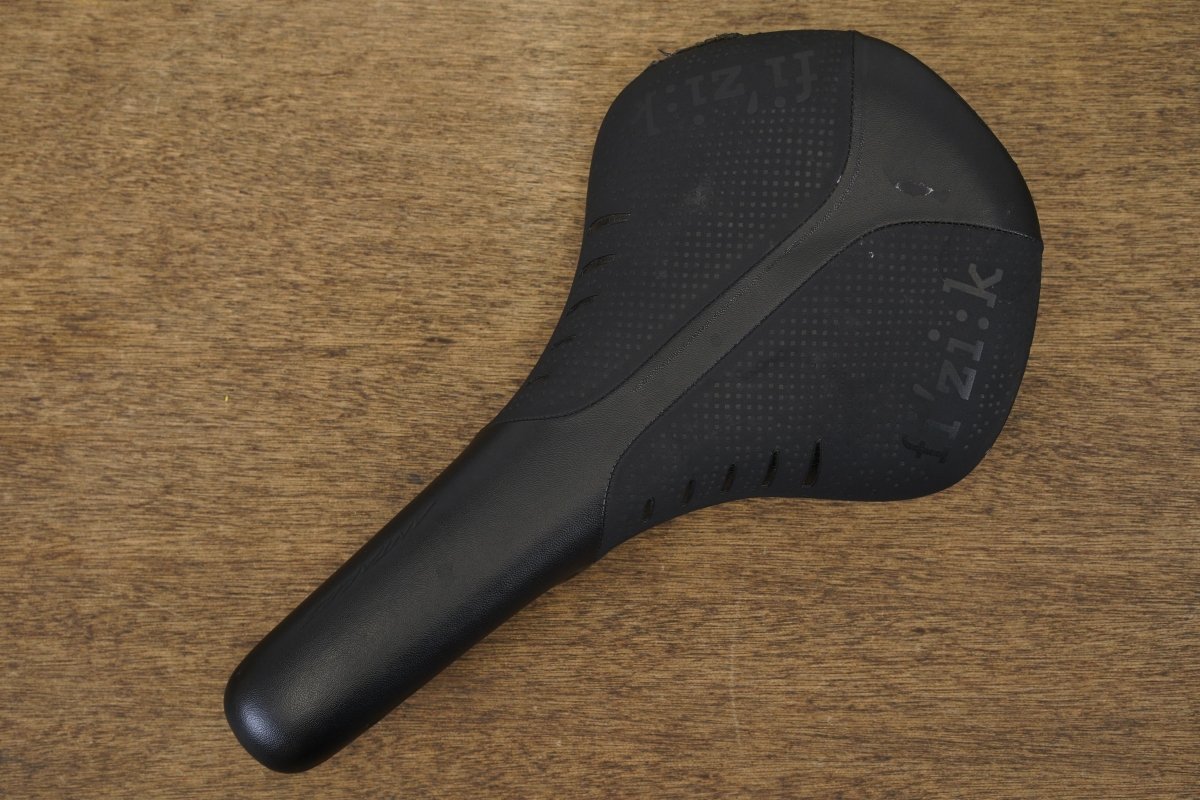 150mm (Large) Fizik Antares R1 Carbon Rail Road Saddle 167g