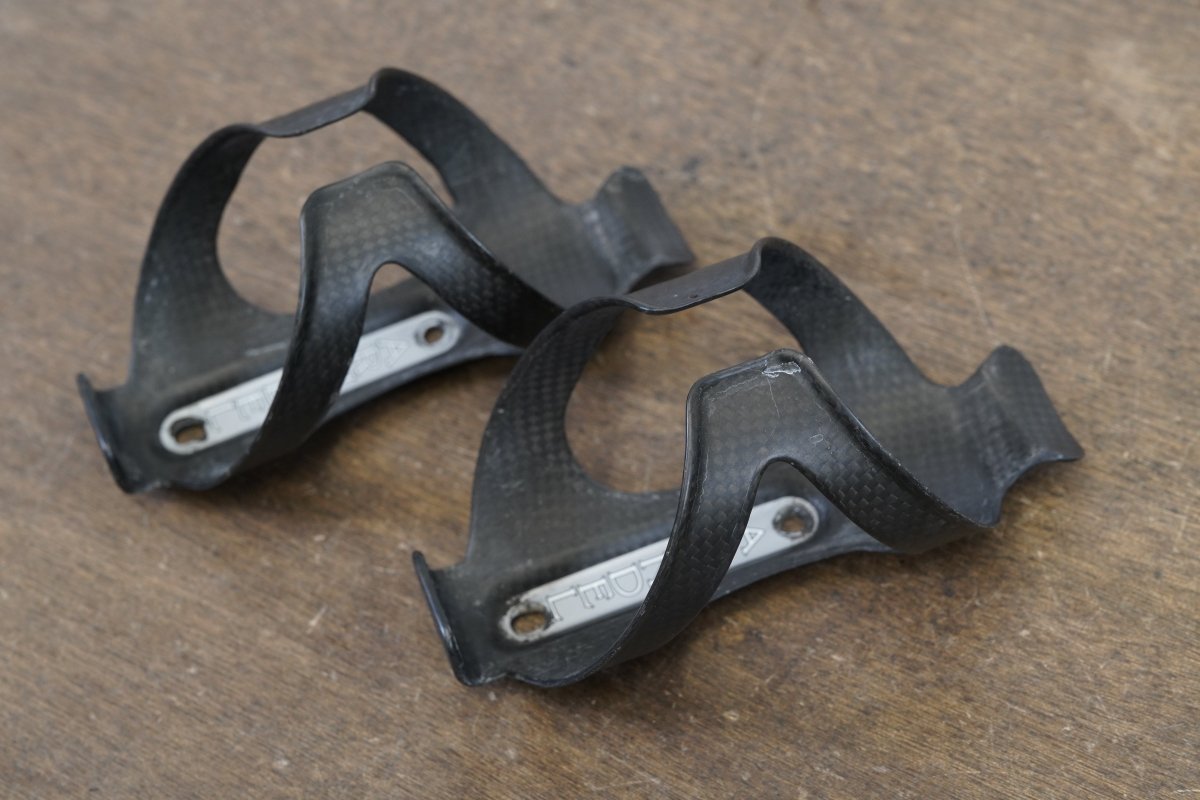 (2) Arundel Dave-O Carbon Water Bottle Cages 57g