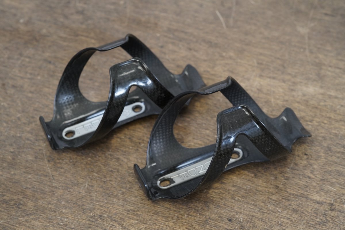 (2) Arundel Dave-O Carbon Water Bottle Cages 62g