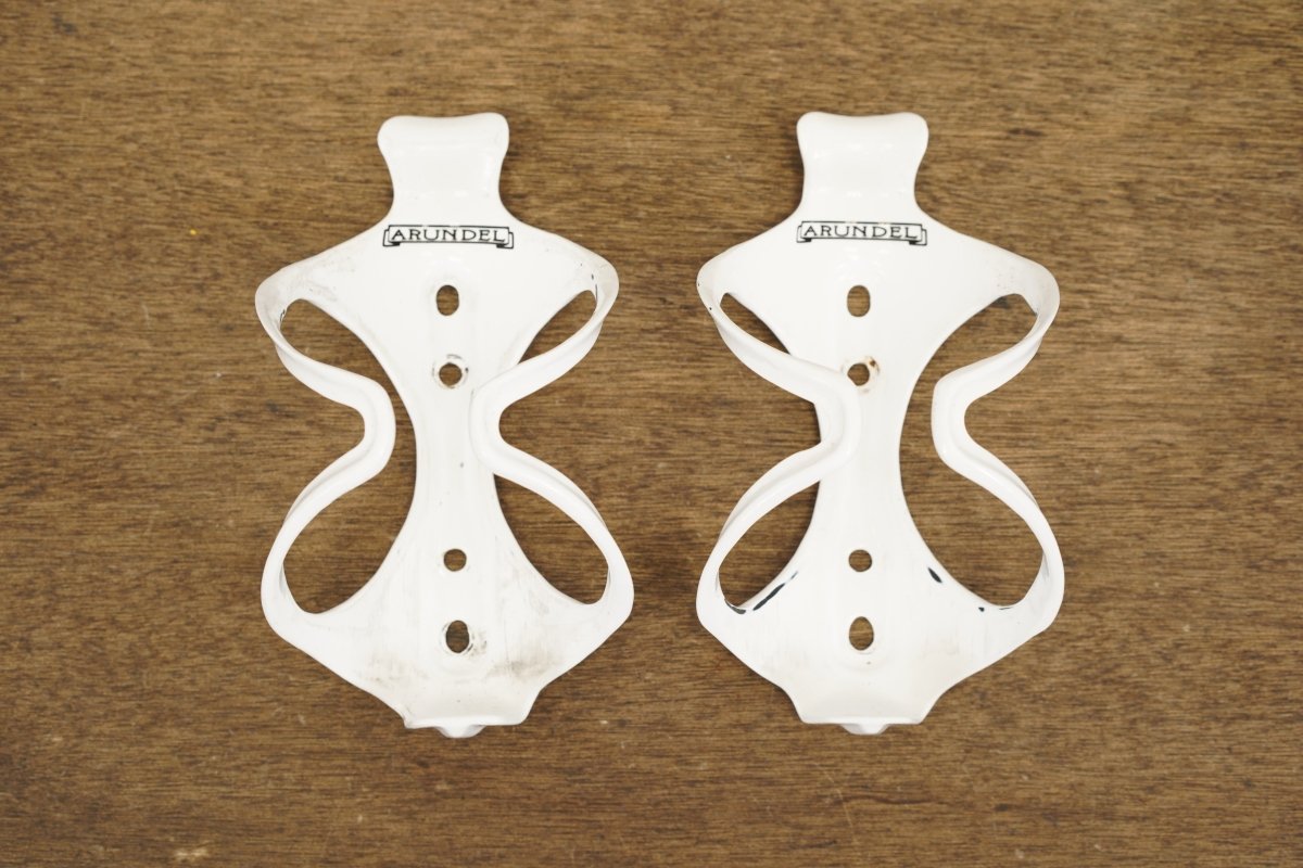 (2) Arundel Mandible Carbon Water Bottle Cages 67g