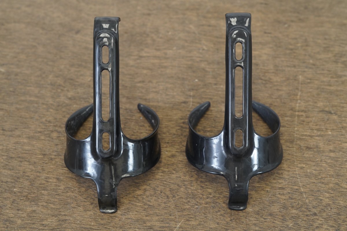 (2) Carbon Water Bottle Cages