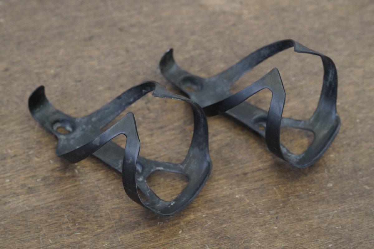 (2) Carbon Water Bottle Cages 31g