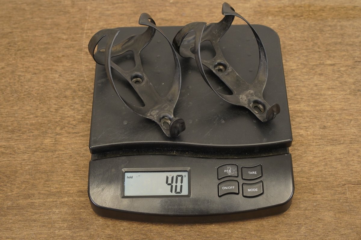 (2) Carbon Water Bottle Cages 40g