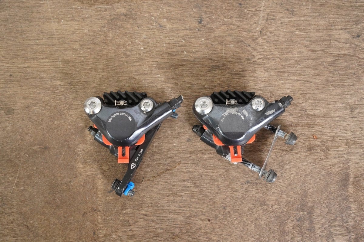 (2) Shimano Ultegra BR-R8070 Hydraulic Flat Mount Disc Brake Calipers