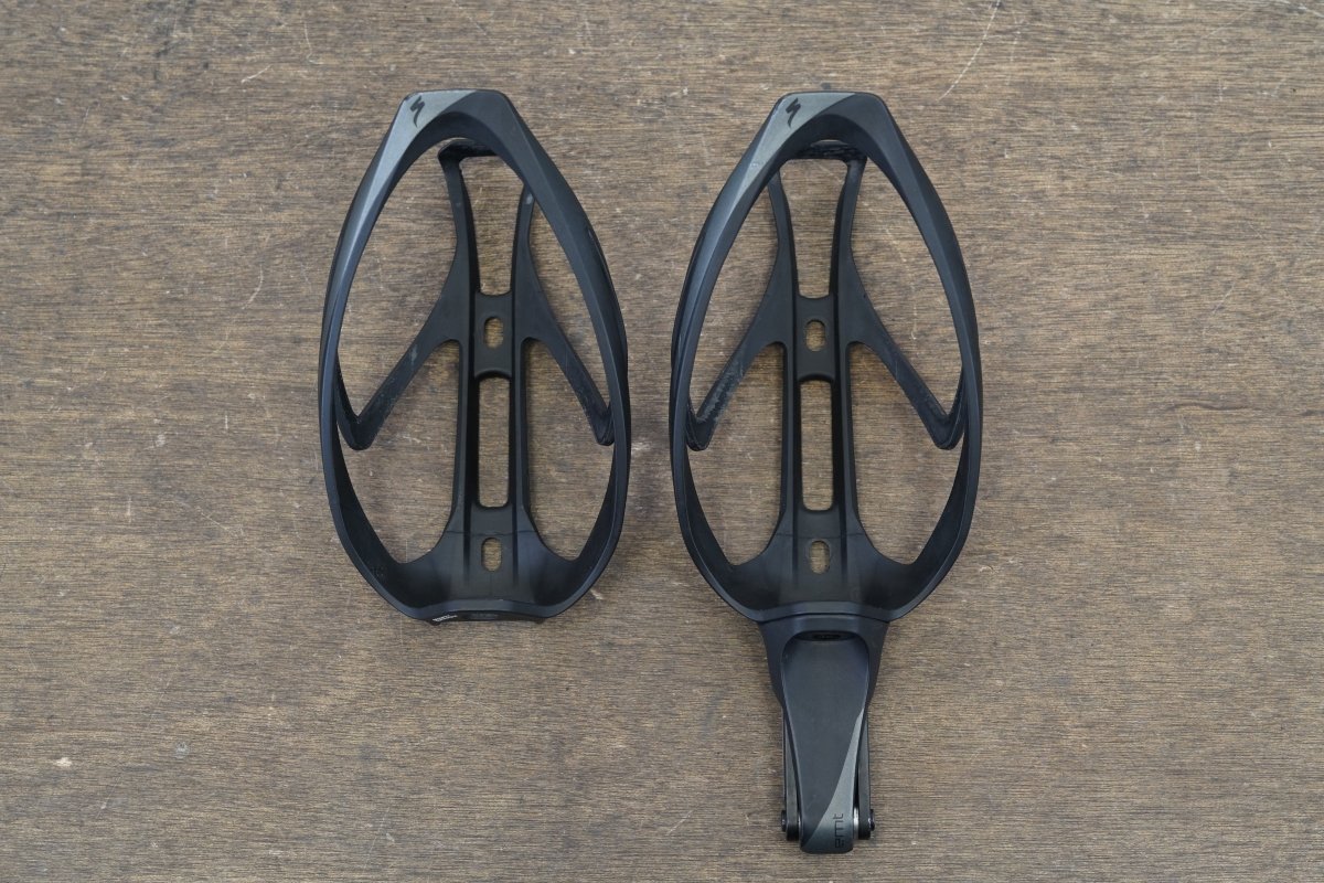 (2) Specialized Rib Cage II Water Bottle Cages + EMT Tool 139g
