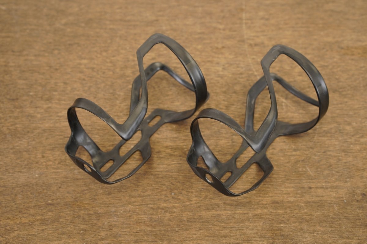 (2) Specialized Zee II Carbon Side Loader Water Bottle Cages 45g