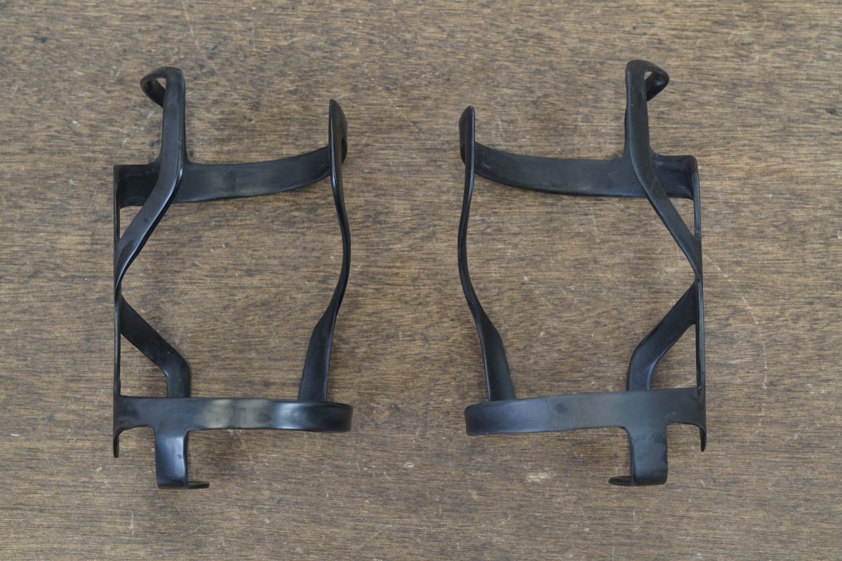 (2) Specialized Zee II Carbon Side Loader Water Bottle Cages 50g