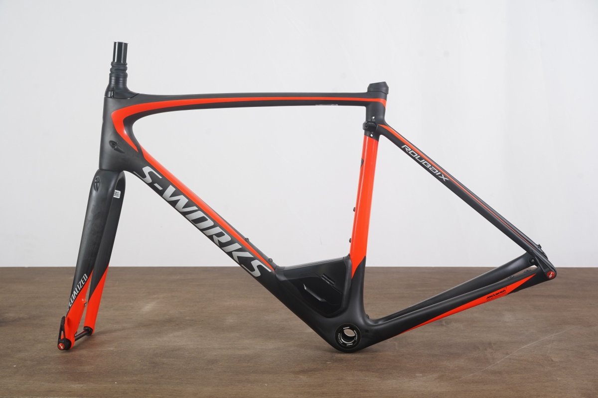 2017 56cm Specialized S-WORKS Roubaix Future Shock Carbon Disc
