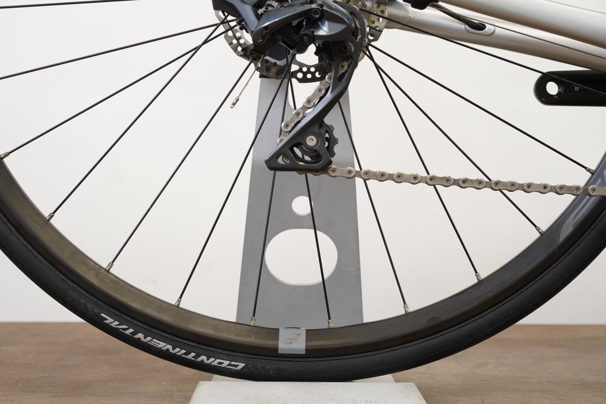2021 56cm Cannondale CAAD13 Ultega R8000 Alloy Disc Road Bike