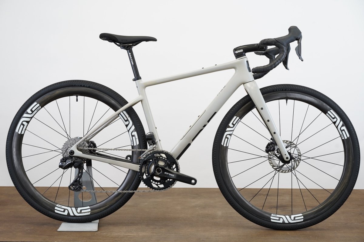 2023 52cm ENVE MOG Shimano GRX RX825 Di2 12 Speed Disc Brake ENVE Gravel Bike