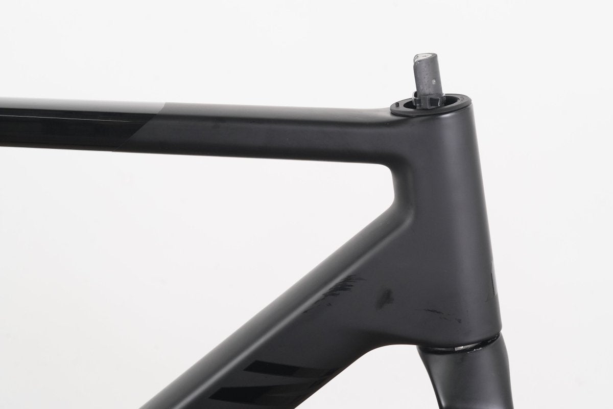 2023 M (Medium) Canyon Ultimate CF SLX Carbon Disc Road Frameset *Needs Service*